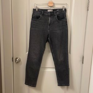 Everlane curvy cheeky jean